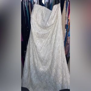 Plus size lace/beaded wedding dress